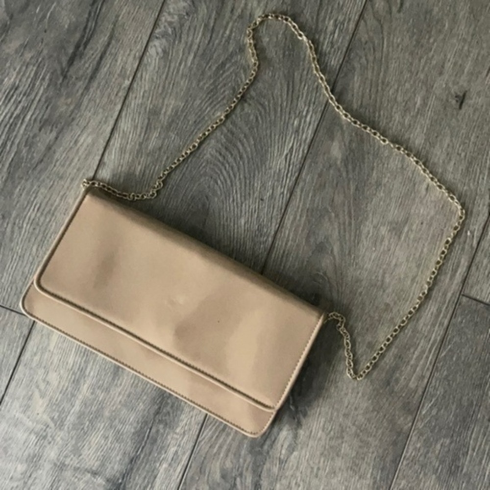 ALDO bag tan shiny and gold chain strap